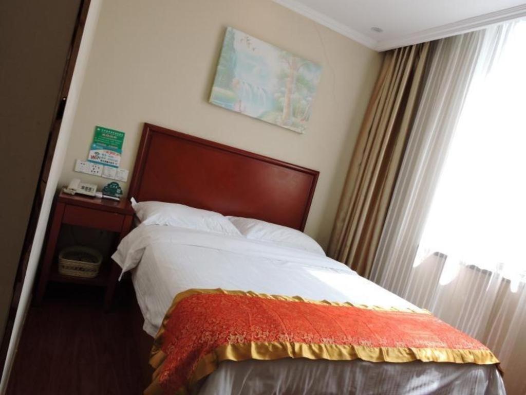 Greentree Inn Linyi Feixian Jianshe Road Express Hotel Extérieur photo