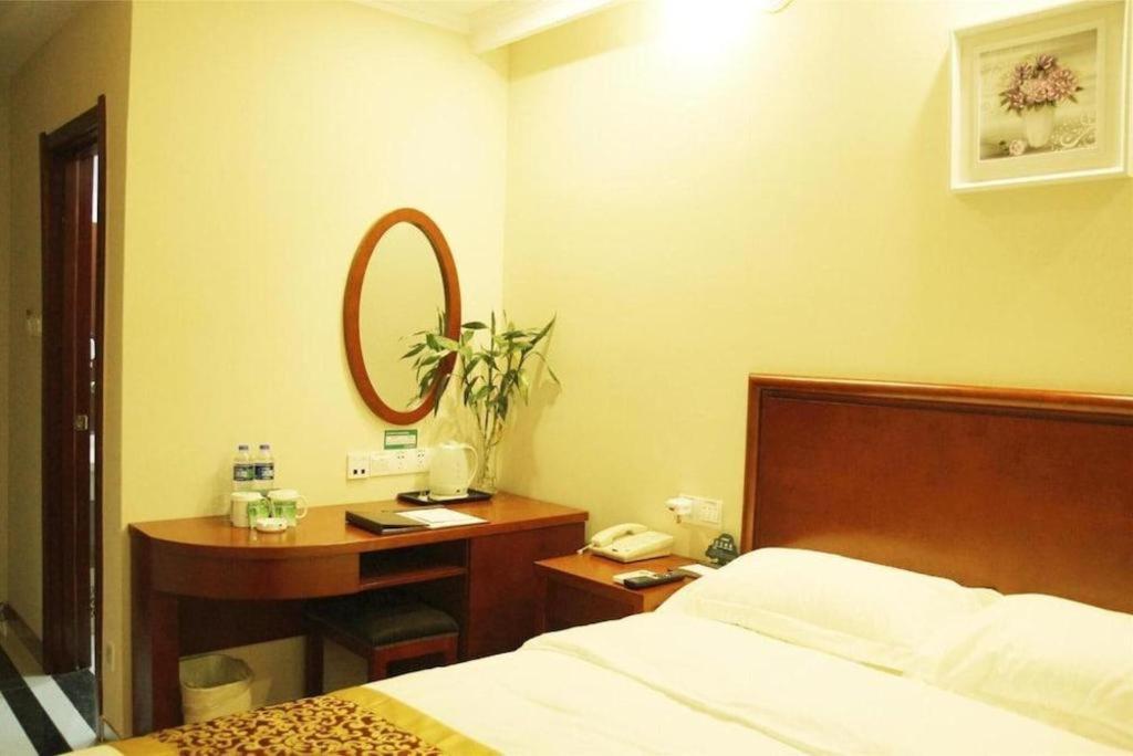 Greentree Inn Linyi Feixian Jianshe Road Express Hotel Extérieur photo
